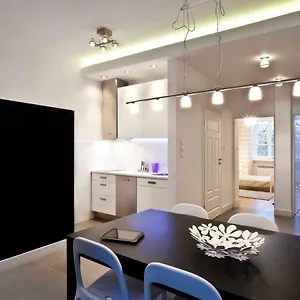 Apartment Piwnaeu, Warschau